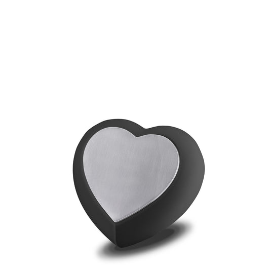 Drop Black (Keepsake Heart) - H583