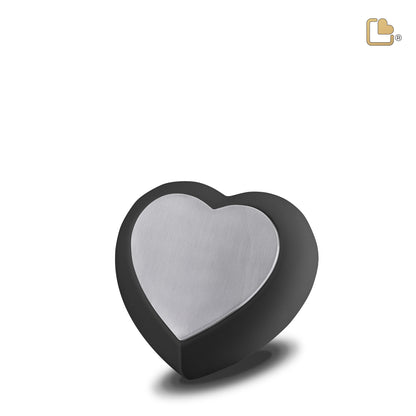 Drop Black (Keepsake Heart) - H583