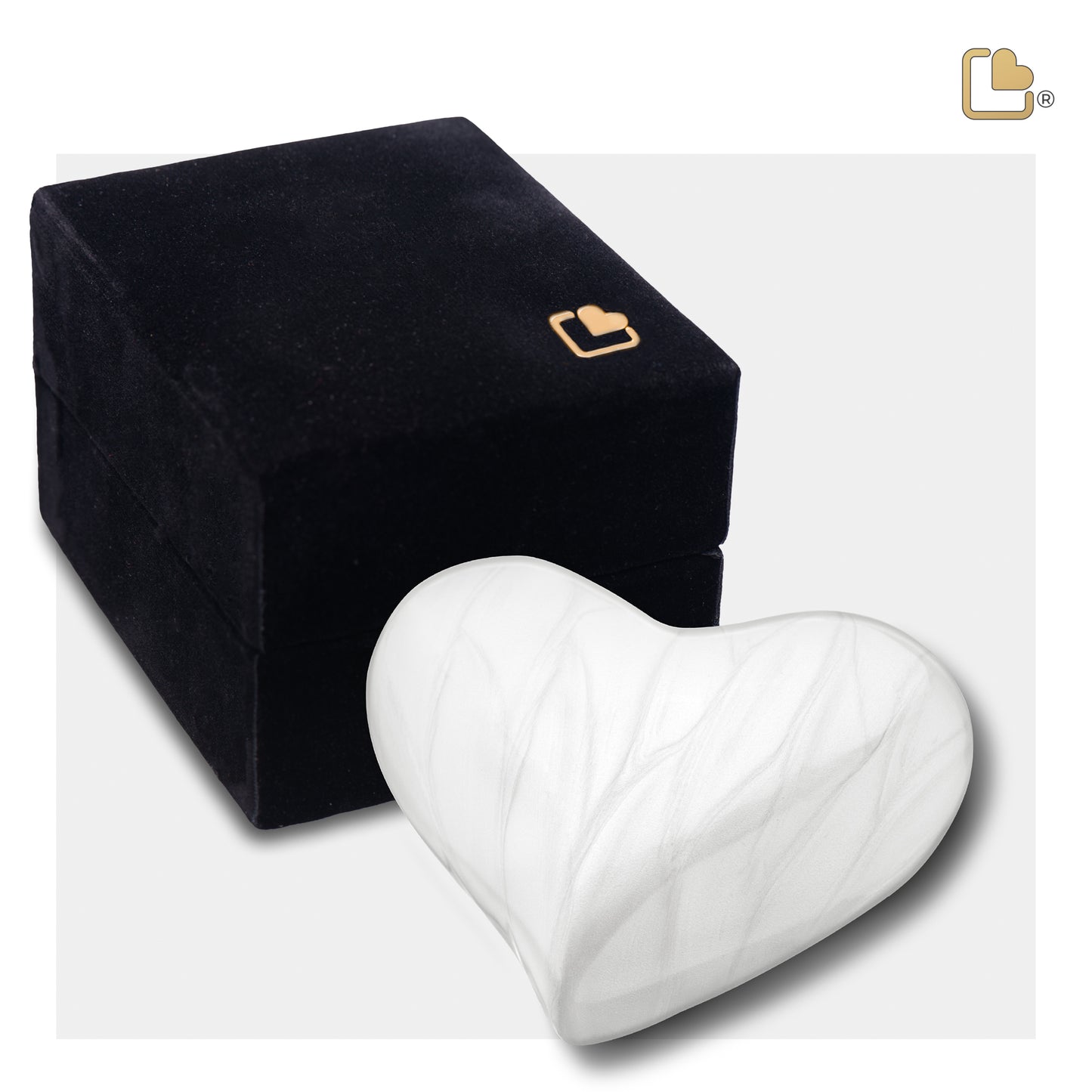 Pearl White (Keepsake Heart) - H669